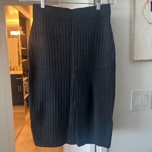 Abercrombie - Ribbed Black Sweater Midi Skirt